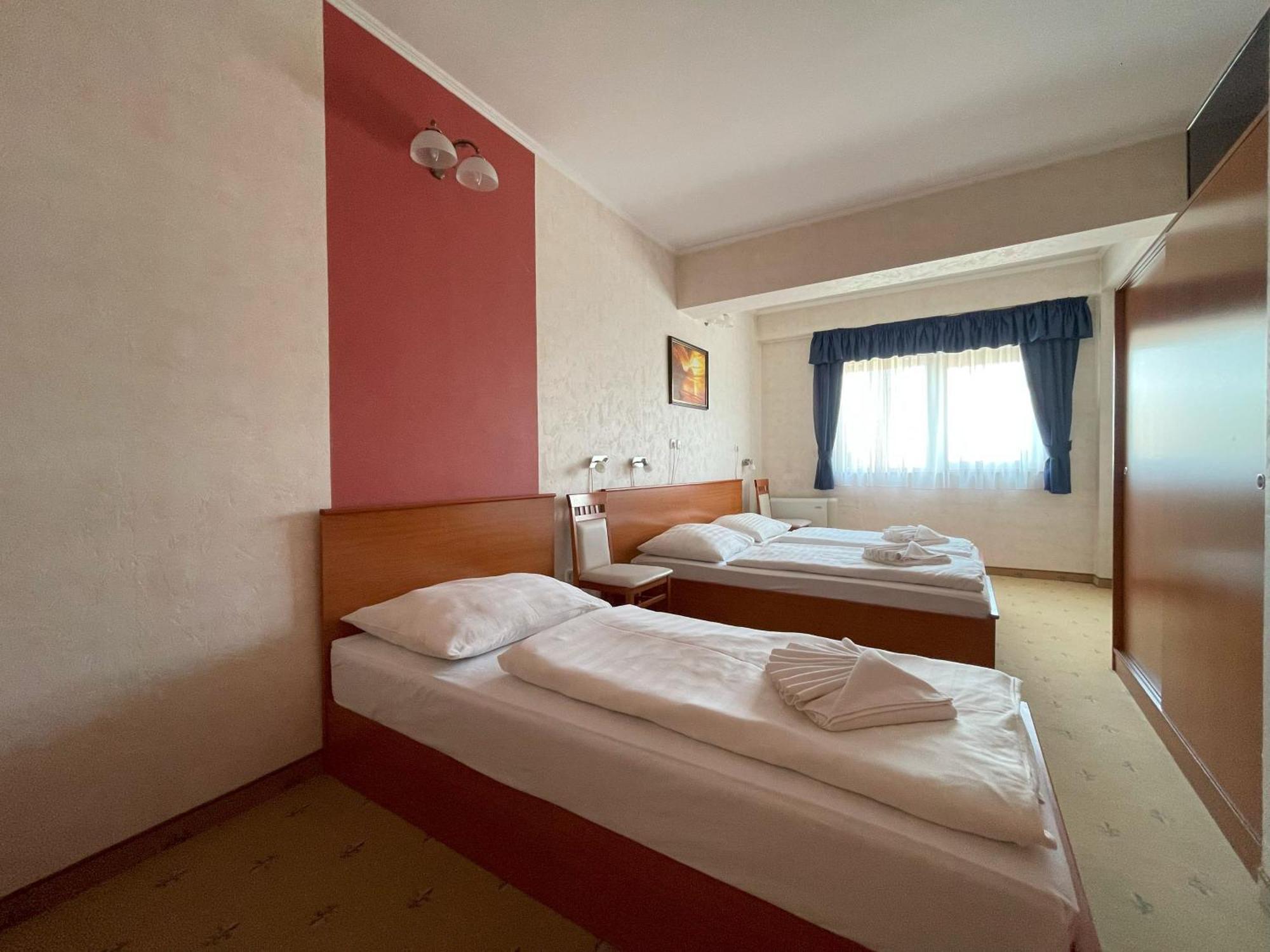Koenig Hotel Nagykanizsa Eksteriør bilde
